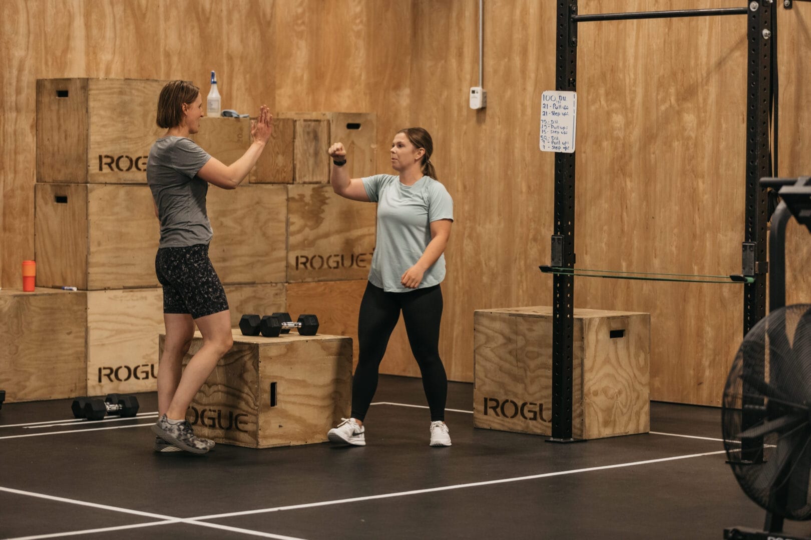 Overcoming Gym Anxiety: How Bringing a Friend Can Help You Take That First Step 1 0103 crossfitk20 148